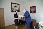 Zdjęcie: Burmistrz wręczył akty nadania stopnia nauczyciela mianowanego
